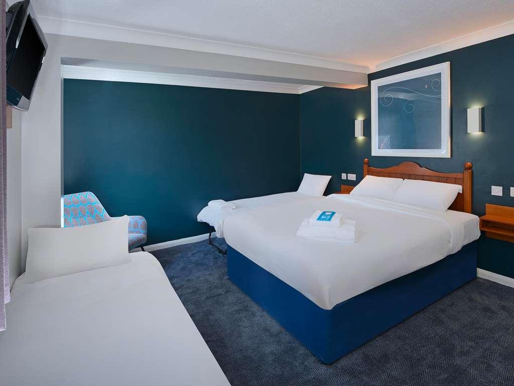 Travelodge Redhill Redhill  Rum bild