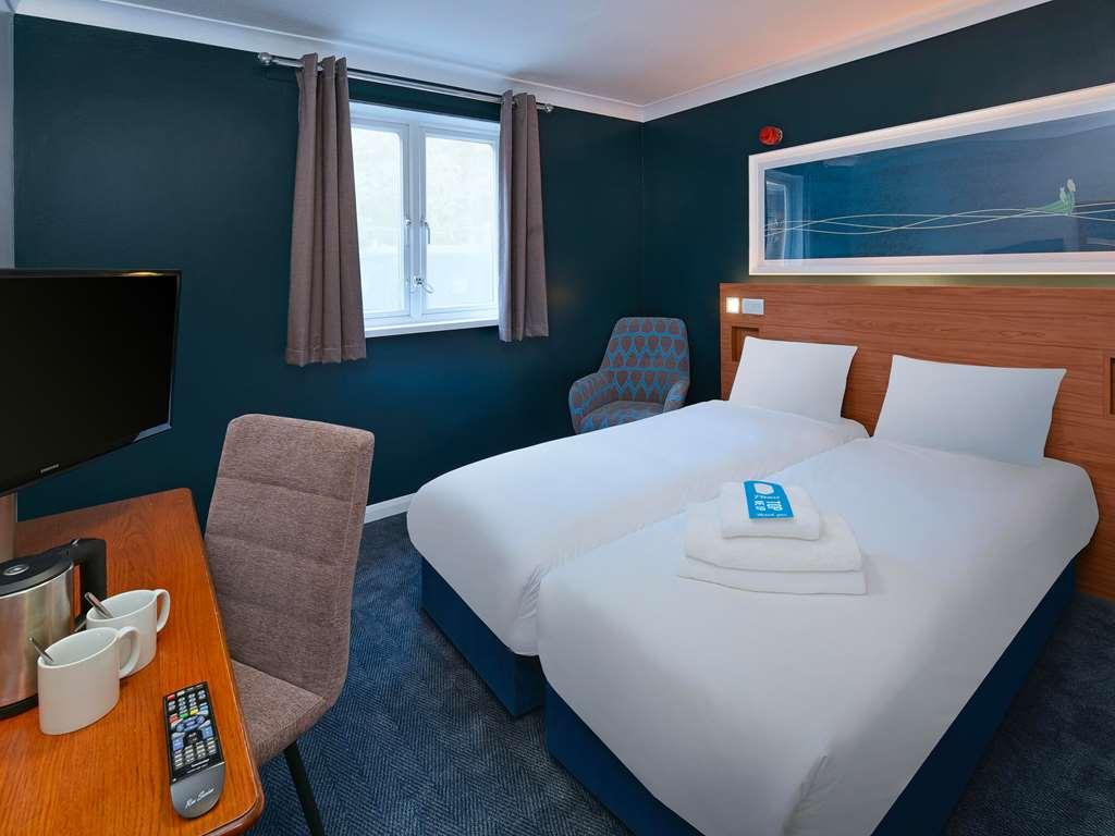 Travelodge Redhill Redhill  Rum bild