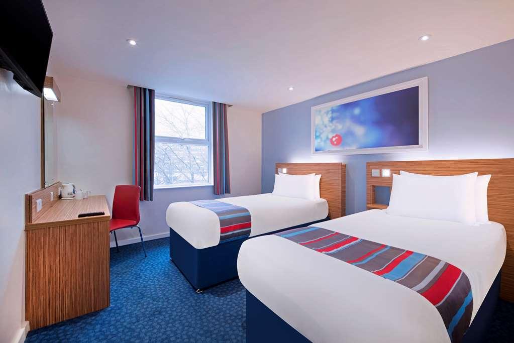 Travelodge Redhill Redhill  Rum bild